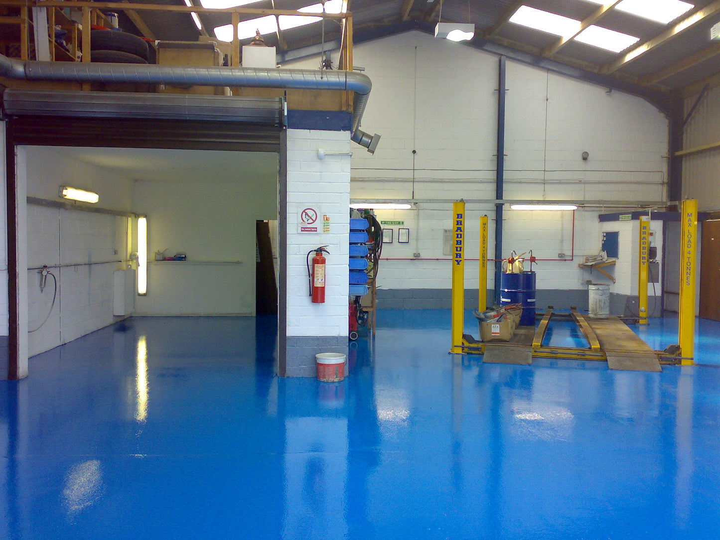 Tufflor Workshop | 2 Pack Epoxy Resin Solvent Free Floor Paint